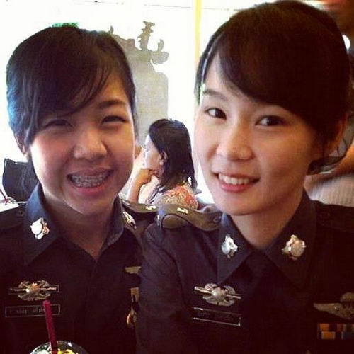 police-girl-thai-1