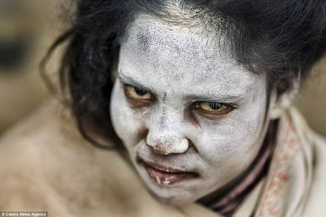 aghori-11