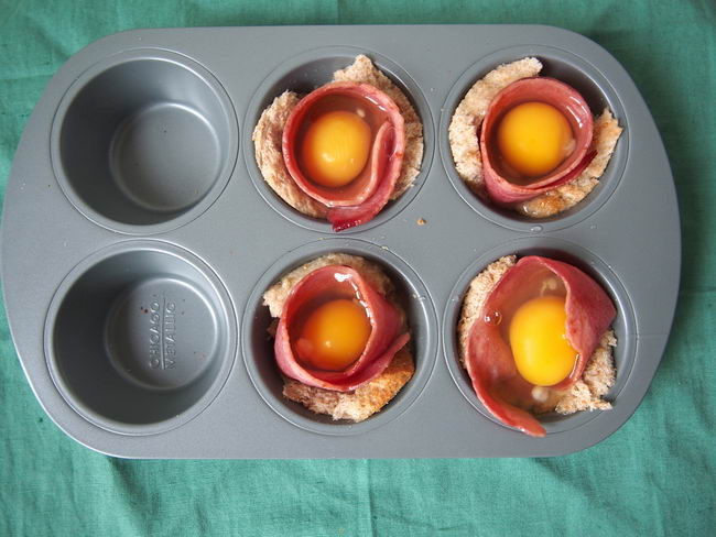 bacon-and-egg-toast-cups-03