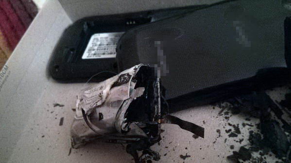 smartphone-explodes-21