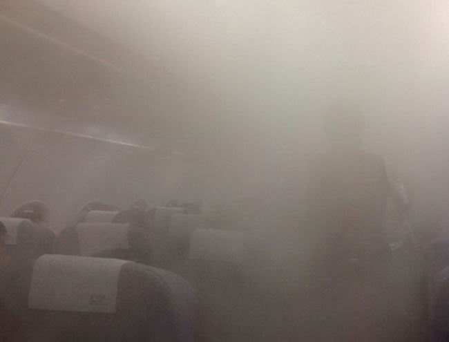 smoke-in-a-plane-06