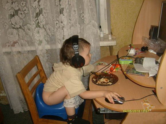 Weird-Multitaskers-21