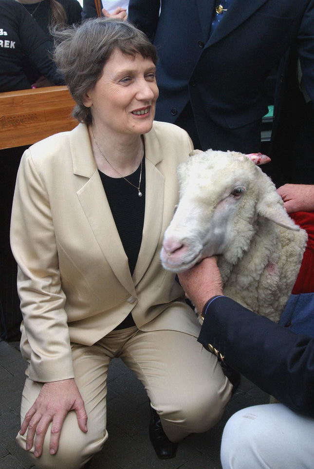 New Zealand Prime Minister Helen Clark m