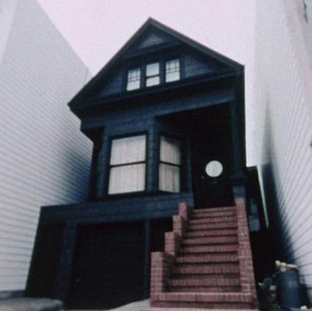 black-house-01