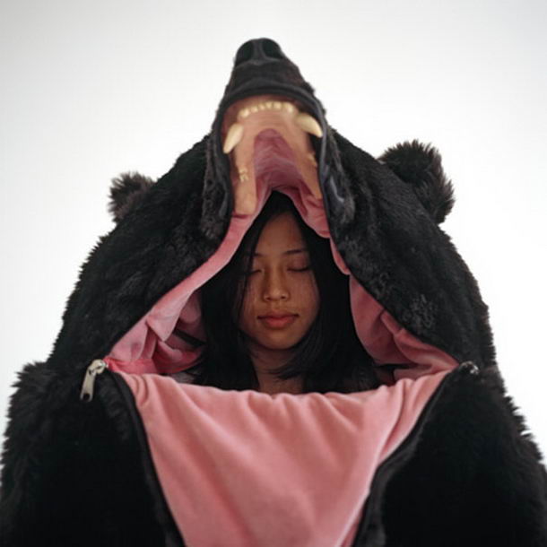 bear-sleeping-bag-01