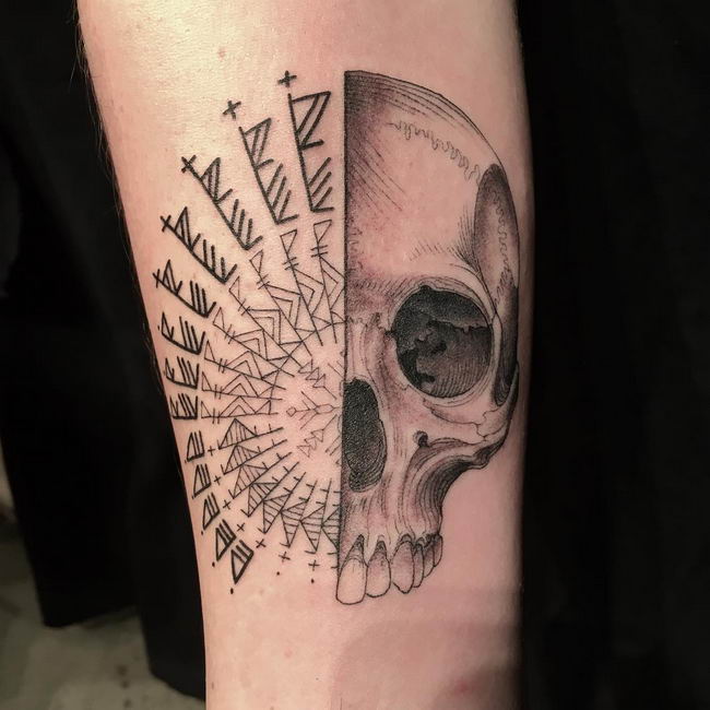 hole-tattoo-blind-02