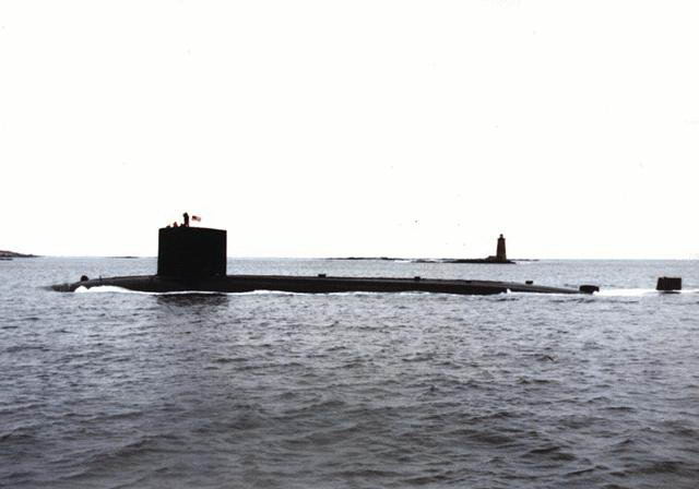 USS-trepang-00
