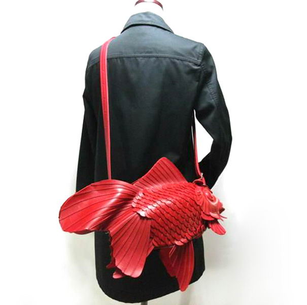 golden-fish-bag-01