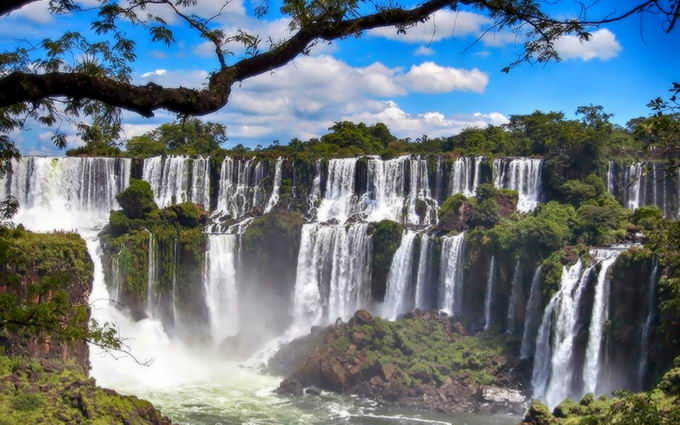 Iguazu-Falls-06